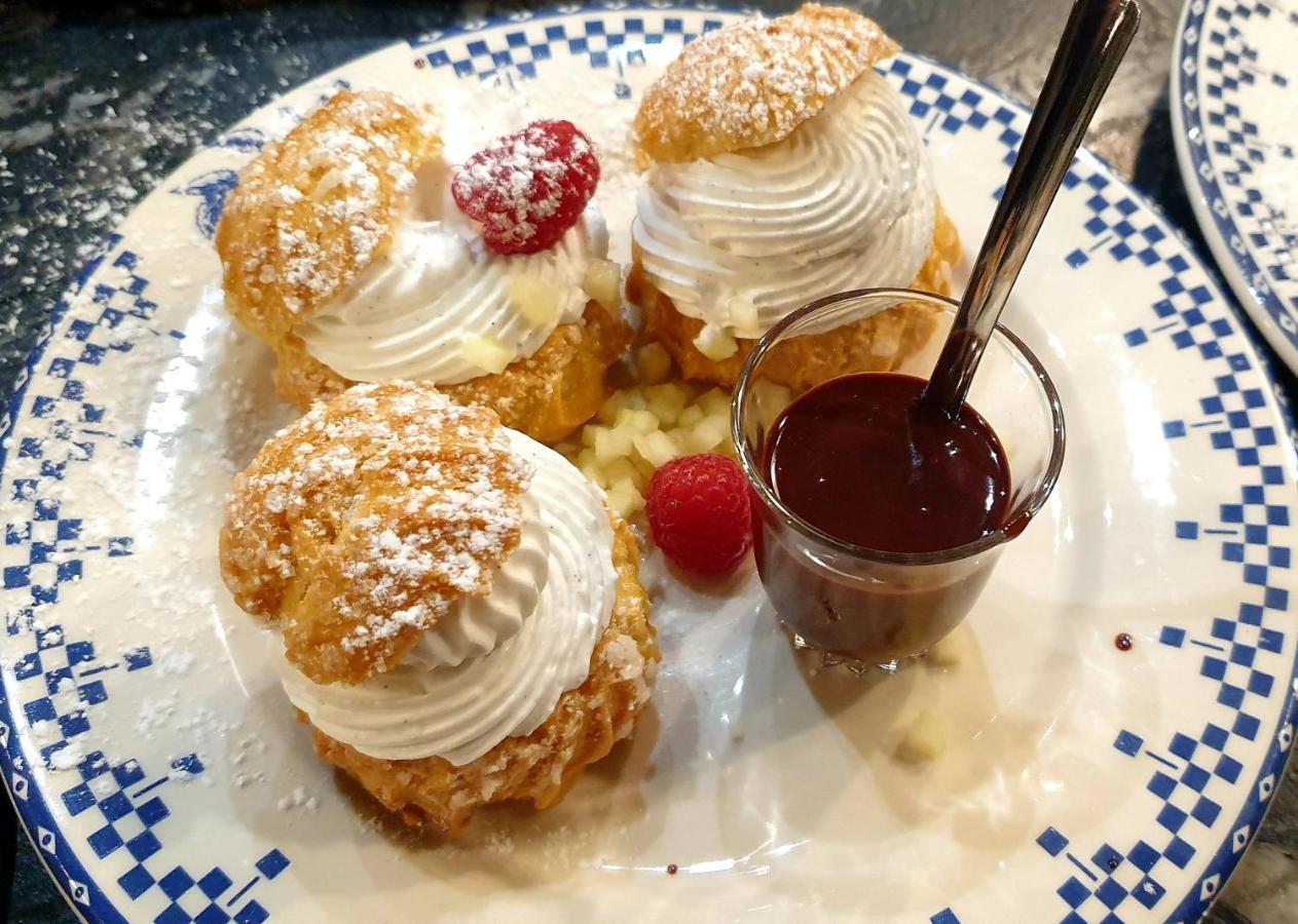 La Maison De Philomene Corme-Royal 外观 照片